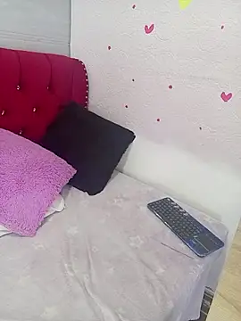 Ariasmithog 现场XXX聊天