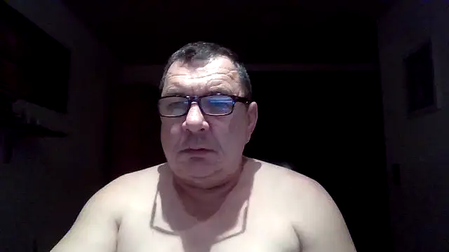 Nobbie444 Adlı Modelin Canlı XXX Sohbeti