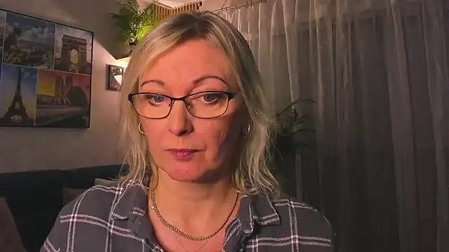 Chat +18 de vanessa_chat ao vivo