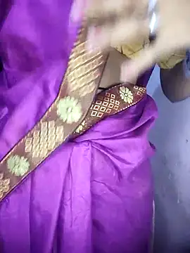 Khatta_Meethn Webbikameraesitys