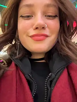 Chat XXX ao vivo de lucy-joy