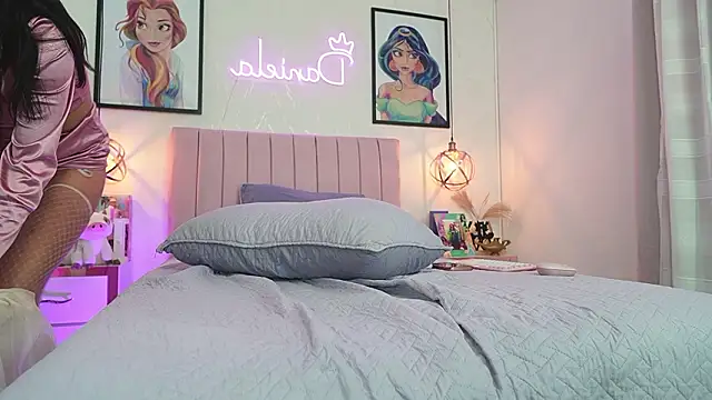 dani_parker_'s Live XXX Chat