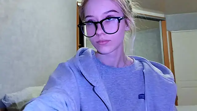 GlidedFill Webcam Show