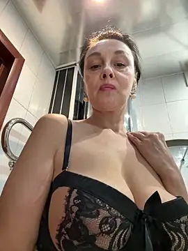 HotyEmily Webcam show