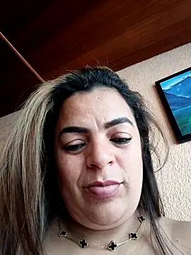 Czat XXX na żywo – Mia-Glow