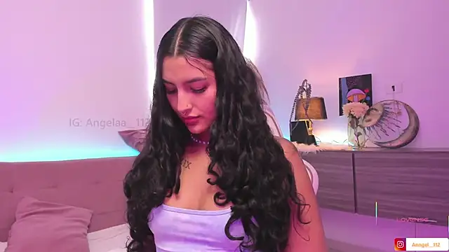 Anngel_1 – Live XXX-chat