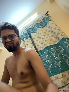 Pokazy przed kamerką – Stoner-boii-Cloudy-arhan