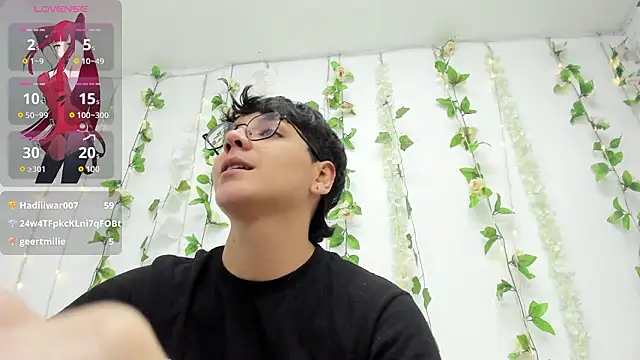 bad_giirl_ Adlı Modelin Canlı XXX Sohbeti