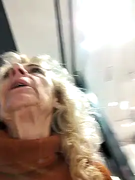 Živý XXX chat clarabell4