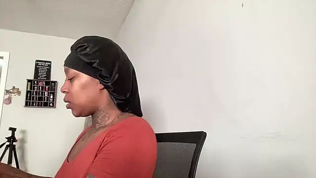 Creamesensation webkamerás műsora