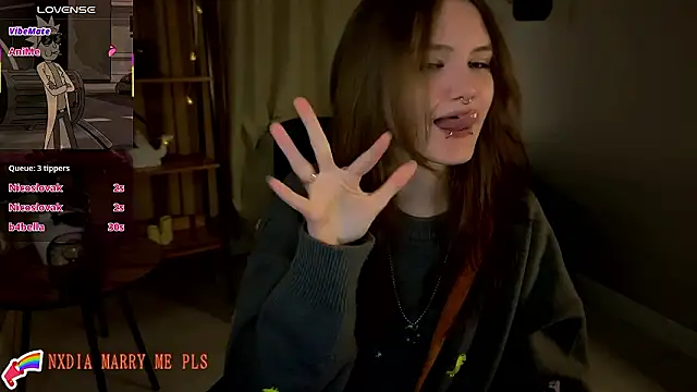 Dilara_xBaby: онлайн-секс-чат