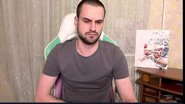 Cari__ Adlı Modelin Canlı XXX Sohbeti