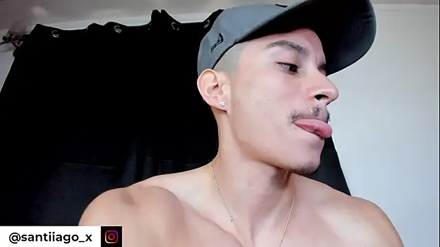 SantiagoXoXo's Webcam Show