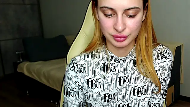 Вебкам-шоу marydavy