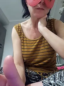 Vagabondainnamorata: διαδικτυακό σόου στην κάμερα