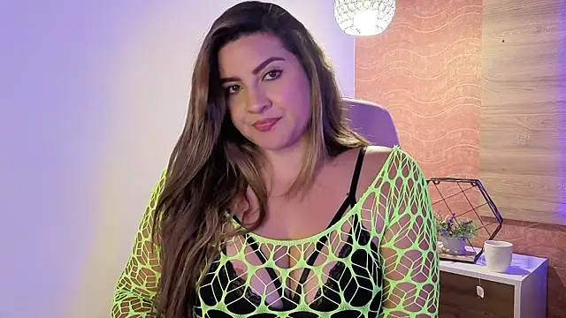 Chat +18 de AgnesIvanova ao vivo