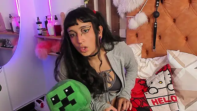 Chat +18 de MeowMota_ ao vivo