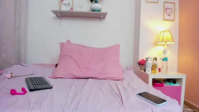 عرض كام LauraRaider