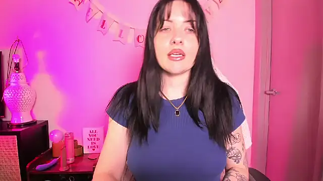 MelroseStrip Show in webcam