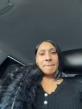 Pokazy przed kamerką – FerrariFrench