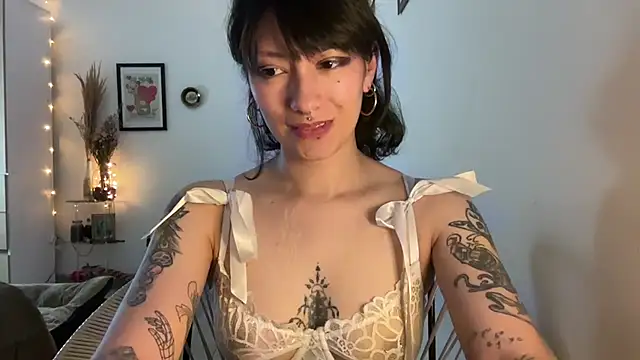 cataline_de_aragaon's Live XXX Chat