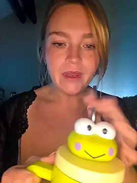 MissLolly92 Chat XXX live