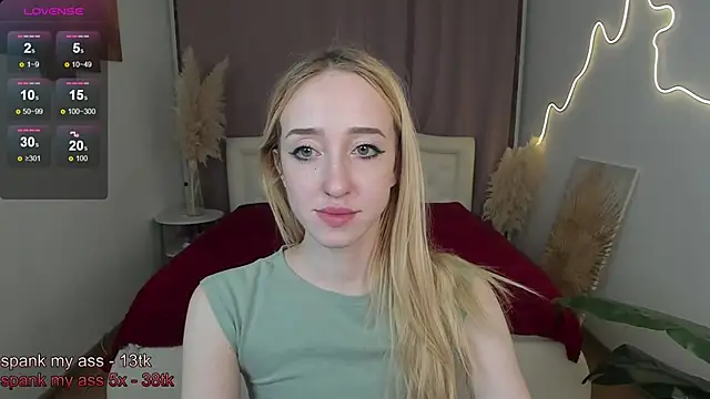 anora_baby Chat XXX live