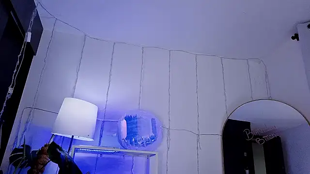 VickyGreyのライブXXXチャット