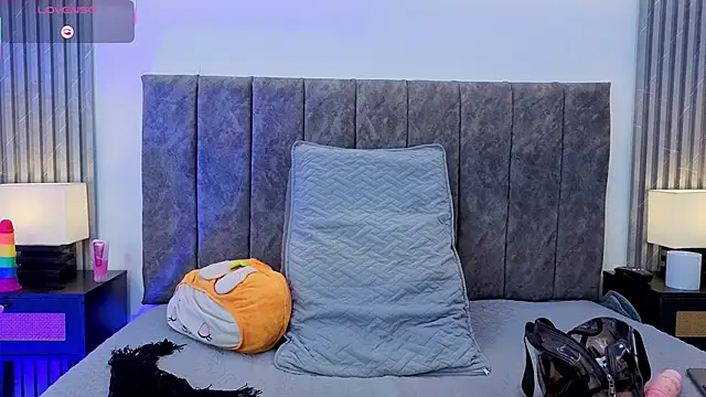 Ema_Stone65: онлайн-секс-чат