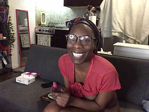 littyleesh1: διαδικτυακό σόου στην κάμερα