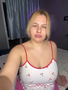 Passion-Blondy Live XXX-chat