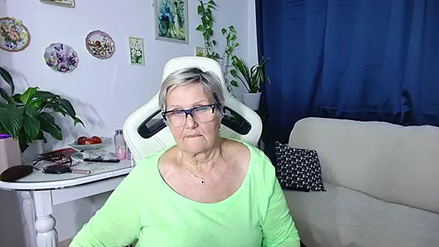 Selenna57's Live XXX Chat