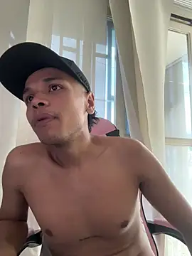 Alejandroo_Montenegro Webcamshow