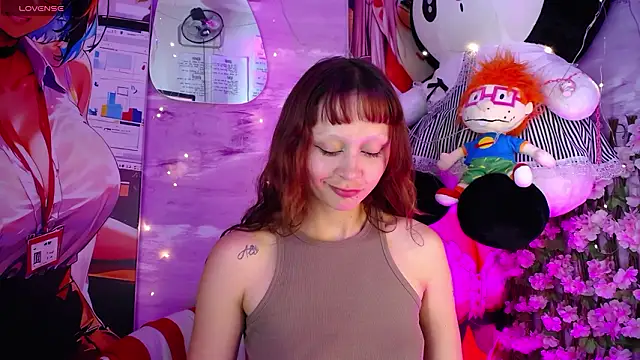 bombom_6 Adlı Modelin Canlı XXX Sohbeti