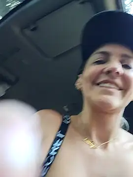 Pokazy przed kamerką – Monita_Med