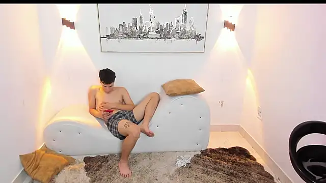 Pokazy przed kamerką – Brutal_sex5