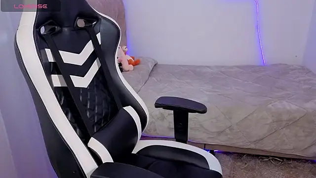 Chatroom XXX en direct de Victoryyy_