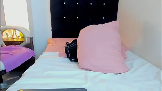 kathyajhonss 在線直播表演