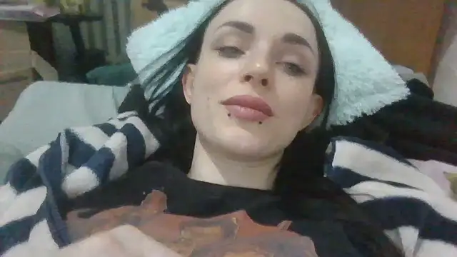 Trinsy_Love: онлайн-секс-чат