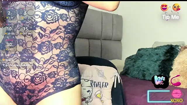 Charlotte7-7: онлайн-секс-чат