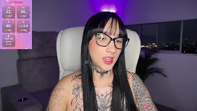 xisisxx: онлайн-секс-чат