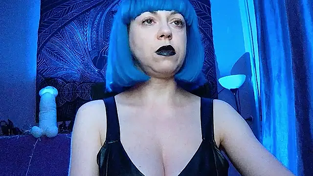 Helena__Femdom: онлайн-секс-чат