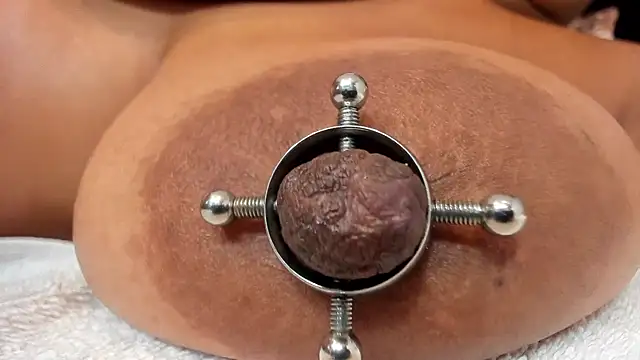 Chatroom XXX en direct de zara_lopez