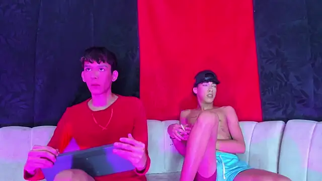 Show modela Pleasure_boys_hot na web-kameri