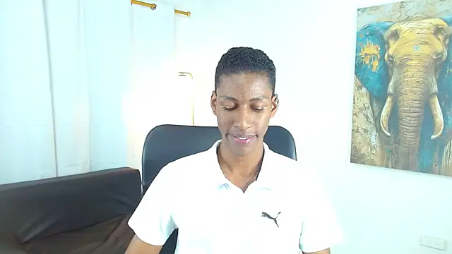 Chat XXX en directo de maiki18_