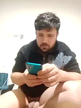 Онлайн чат XXX Canercakan