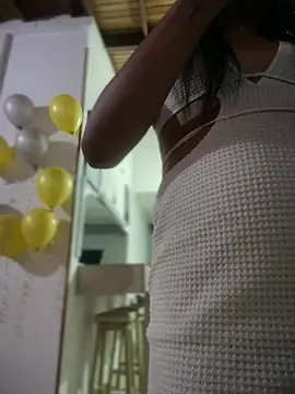 Chat +18 de Ashly_Miller ao vivo