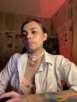 i_am_nina_'s Live XXX Chat