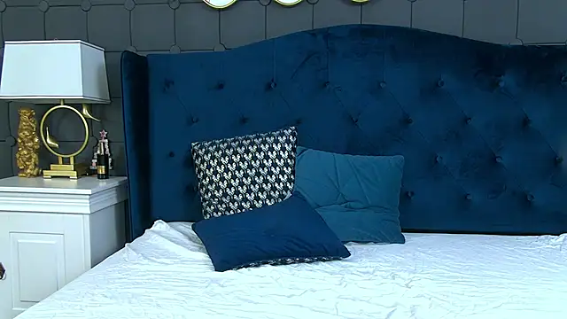 AryaHeart élő XXX-chatje