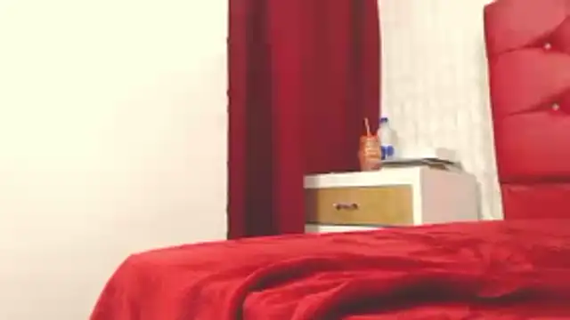 Elizabetth_Roman élő XXX-chatje